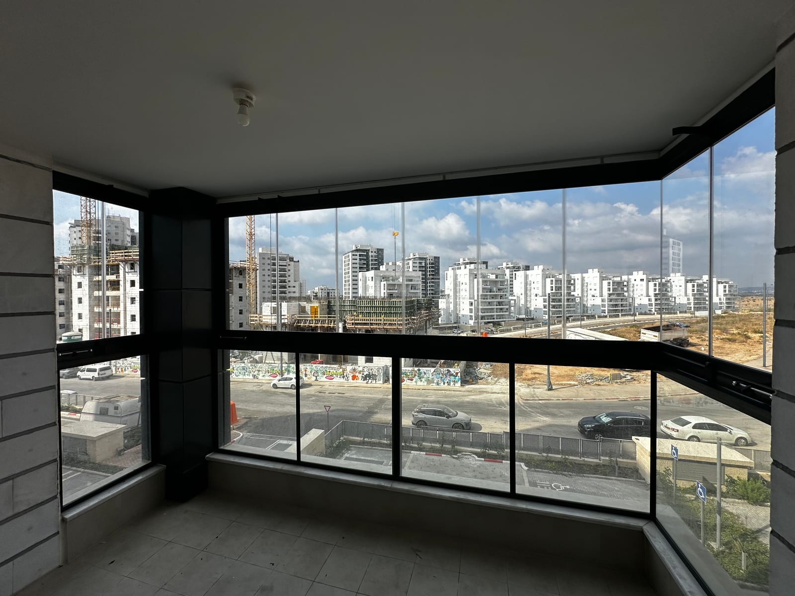 TIARA · ראש העין — תמונה 3